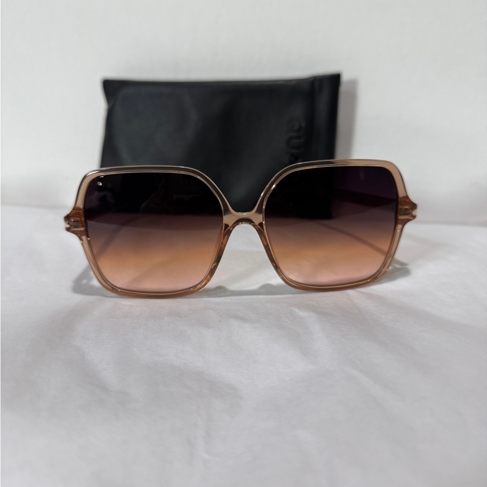 Quay Australia Gradient Sunglasses PRESS TOUR - Picture 5 of 11